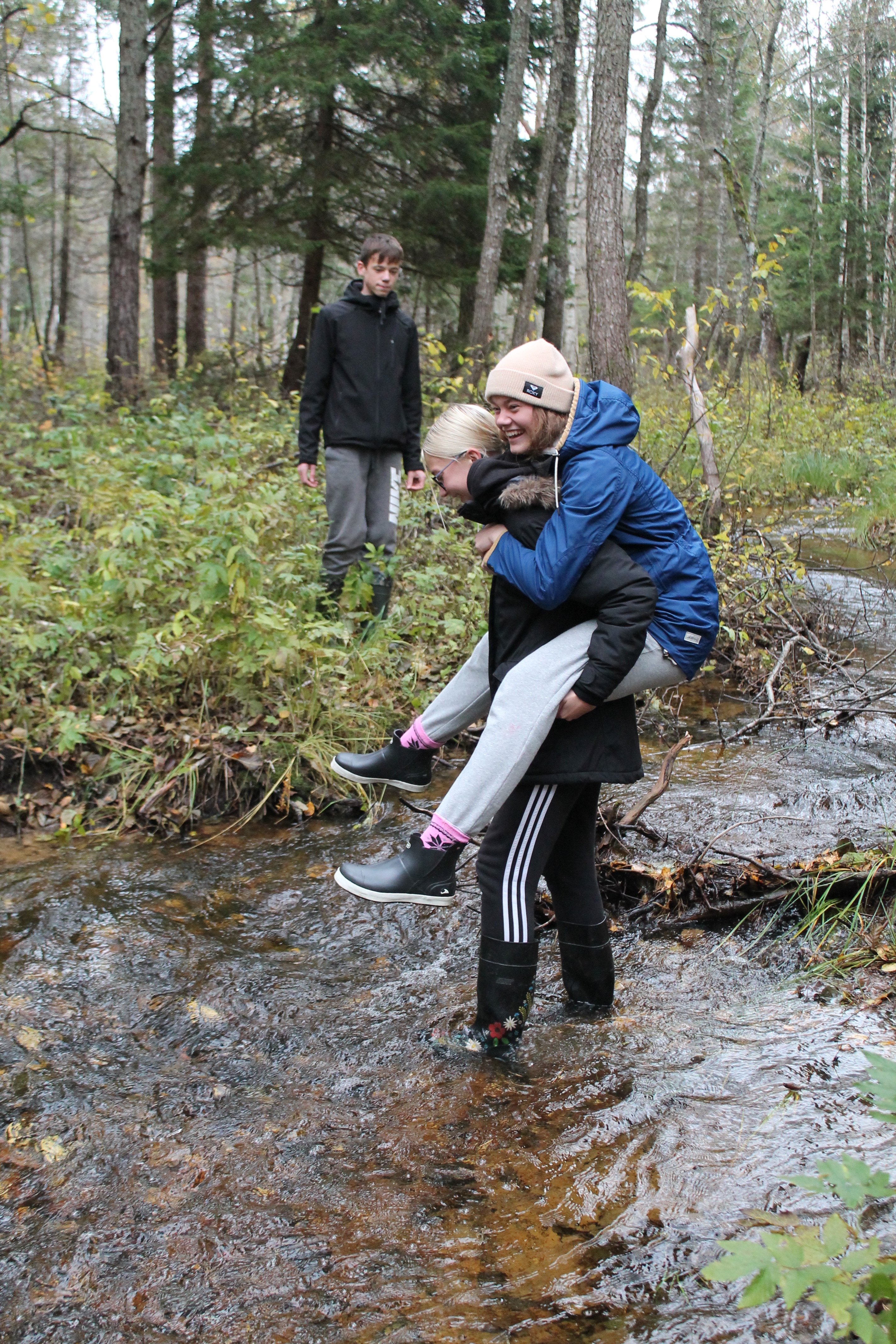 Karstialal jõe ületamine