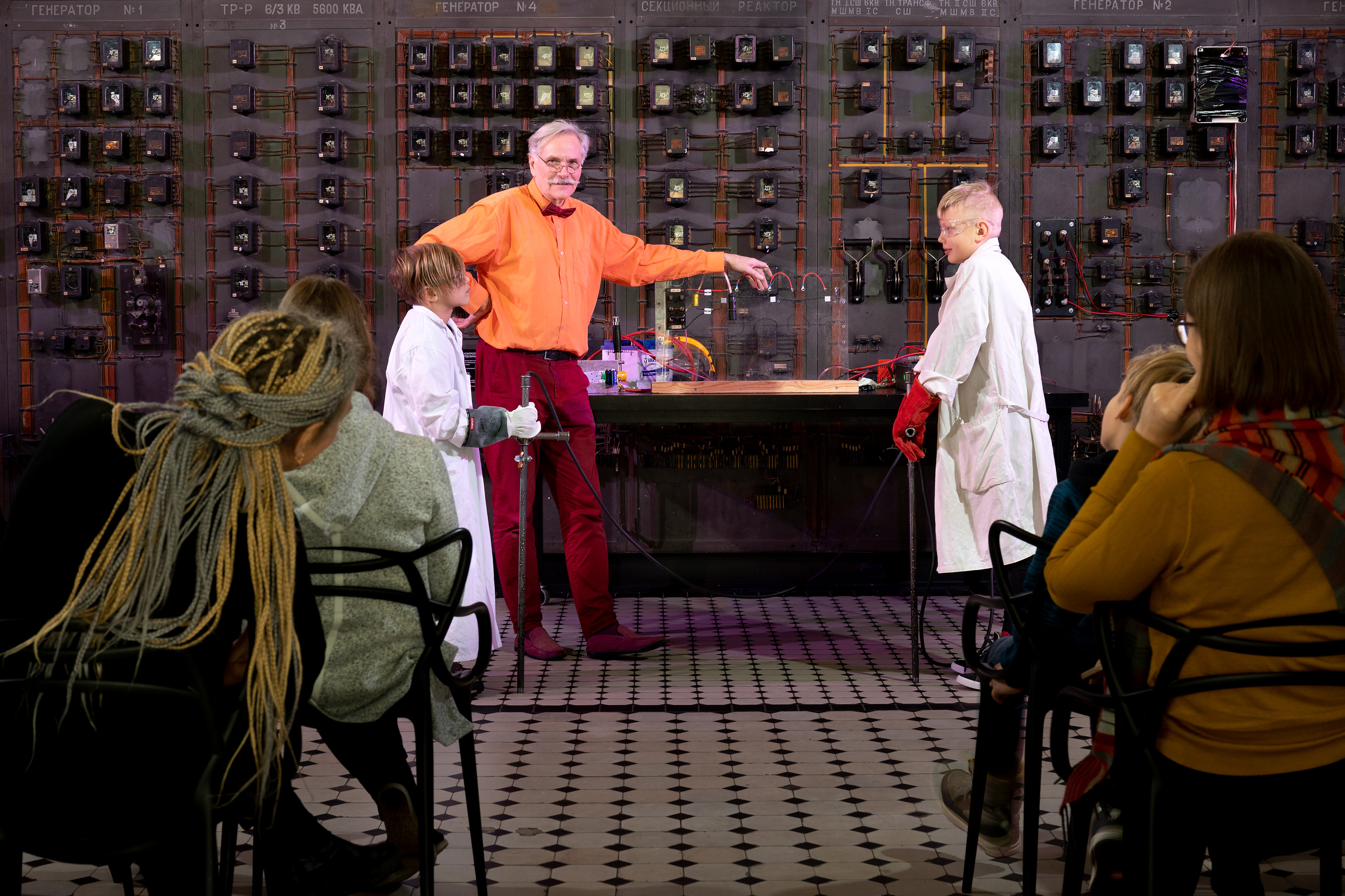 Teadusteater Avasta elekter