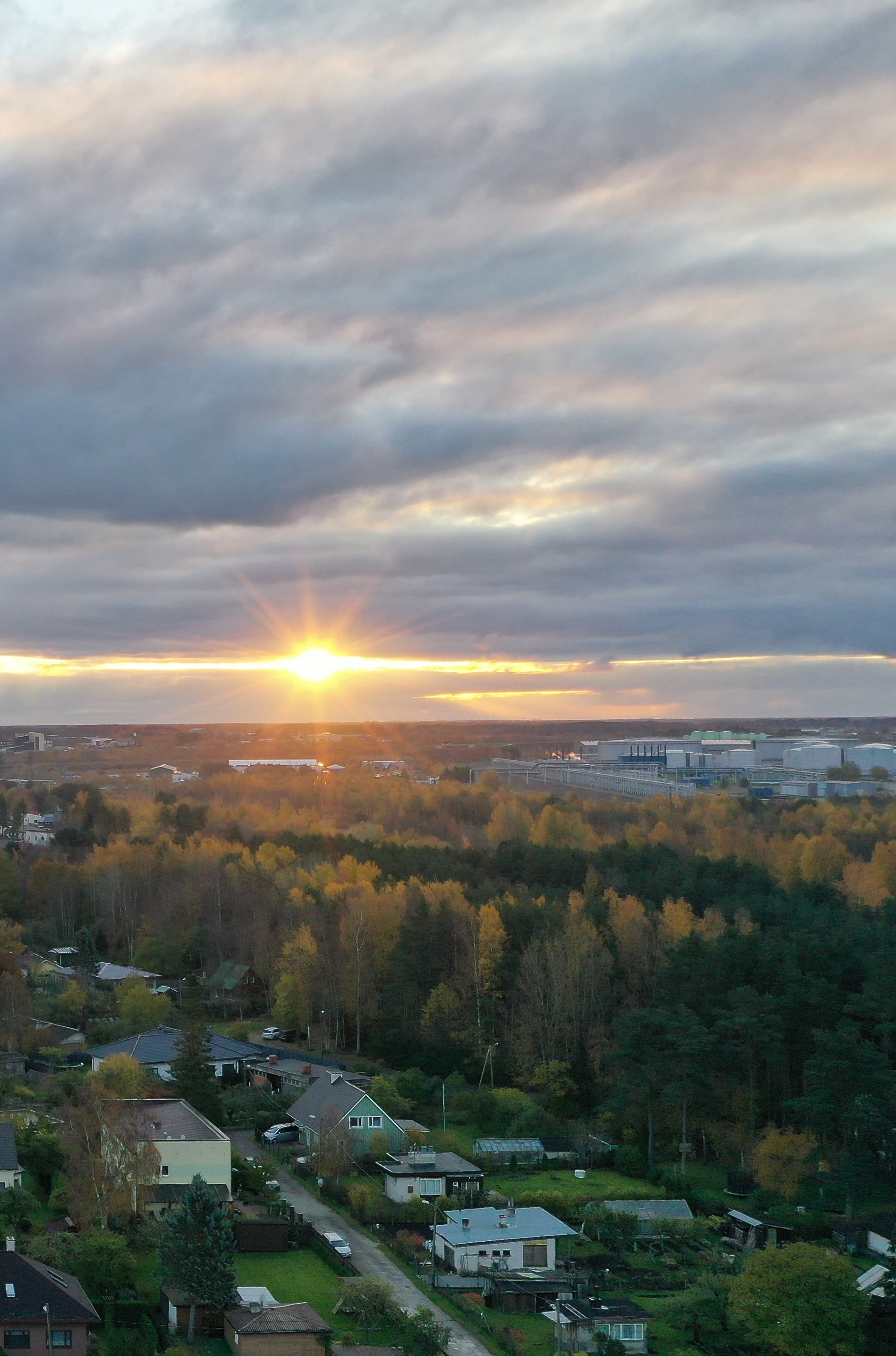 Elukeskkond, tööstus ja loodus