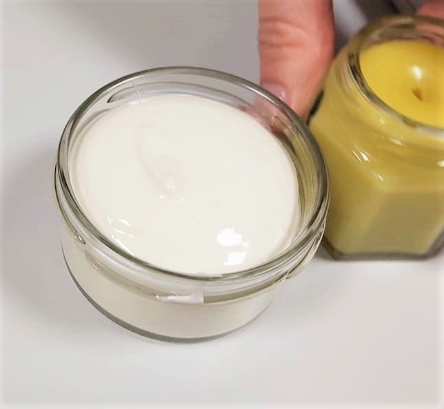 Isevalmistatud kreem praktilise tööna