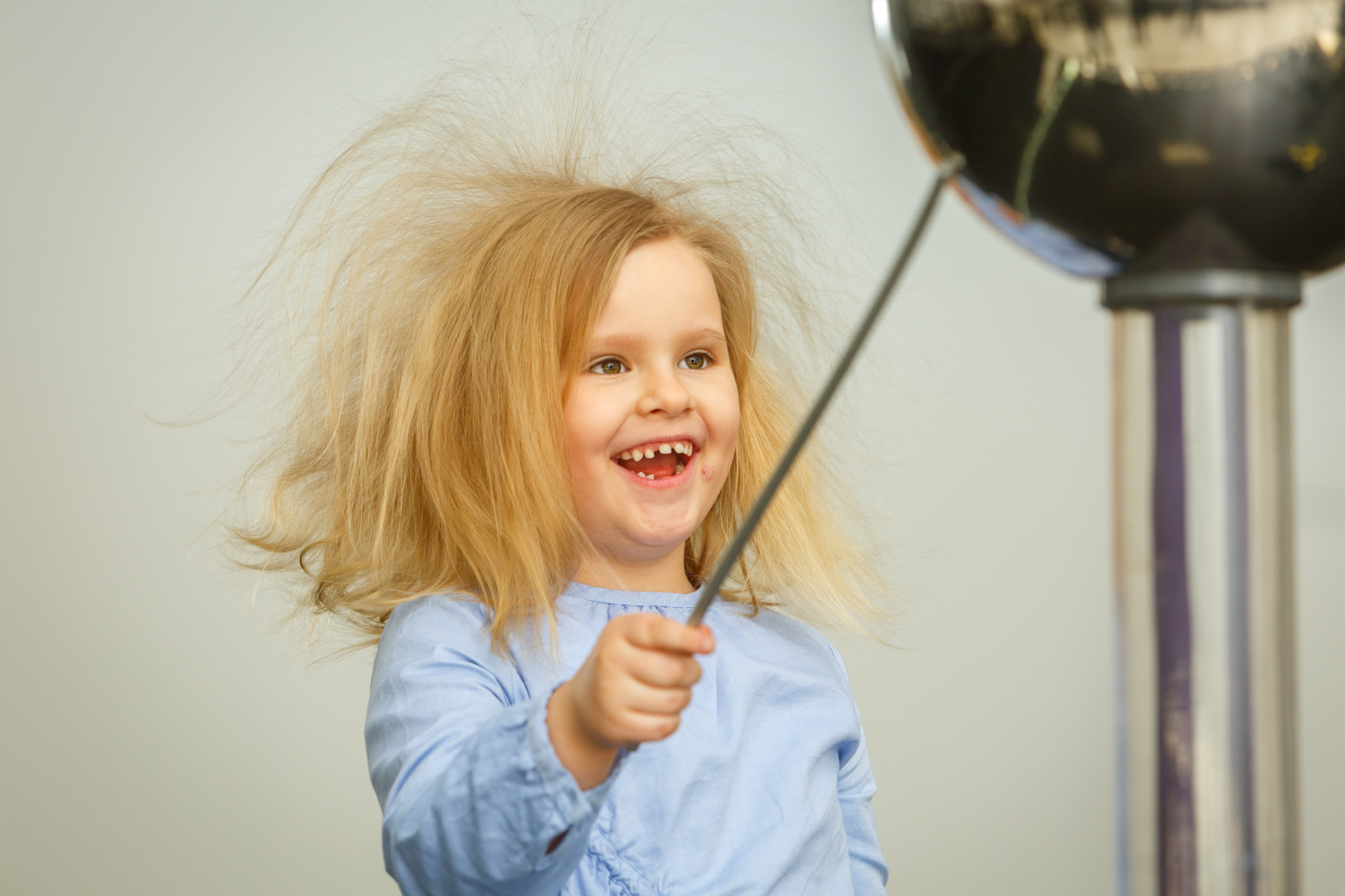 Juuksed püsti ja särtsu täis