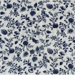 Paigatud siniste lilledega kangas 